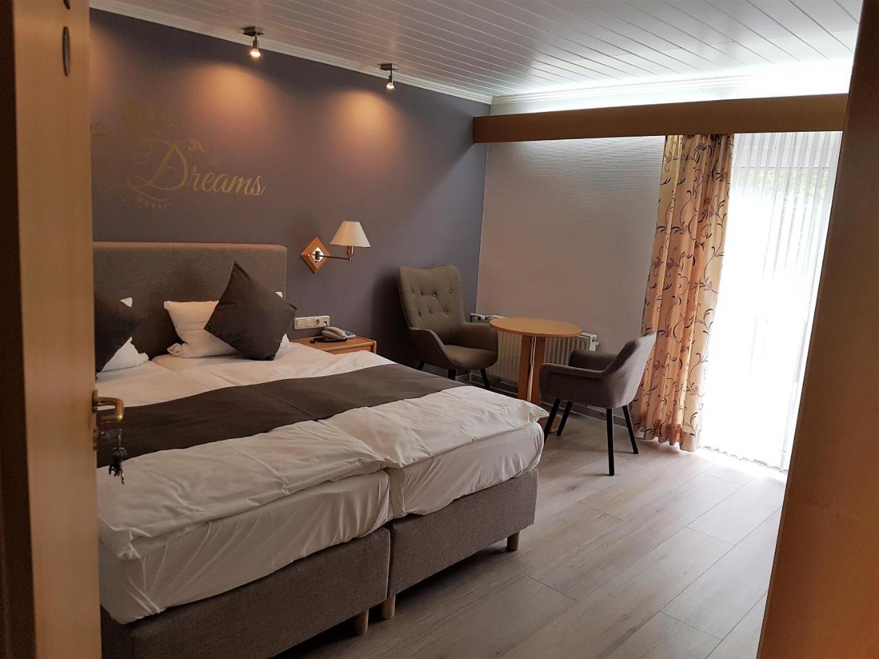 Waldhotel Kurfuerst Kaisersesch エクステリア 写真